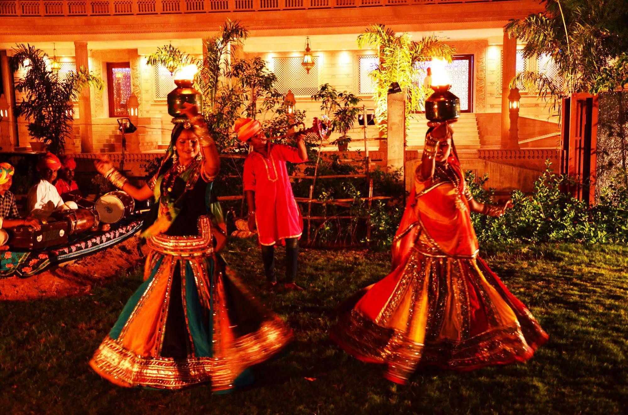 Готель The Jal Mahal Джайпур Екстер'єр фото